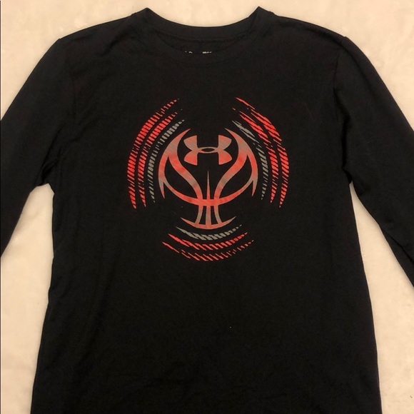 Under Armour Other - Under Armour Heat Gear Top-Offer/Bundle to Save